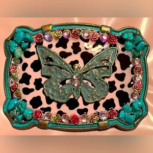 Custom made belt buckle